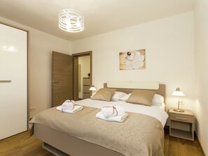 Villa | 2 bedrooms, individually furnished