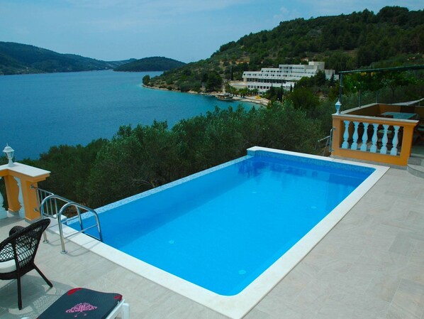 Outdoor pool - Villa on Korcula With Seaview,private Swimming Pool,terrace With Bbq,beach 70m (Vela Luka)