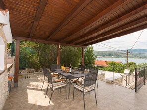 Balcony - Quaint Holiday Home in Mastrinka With Balcony (Trogir)