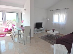 Apartment | Living room