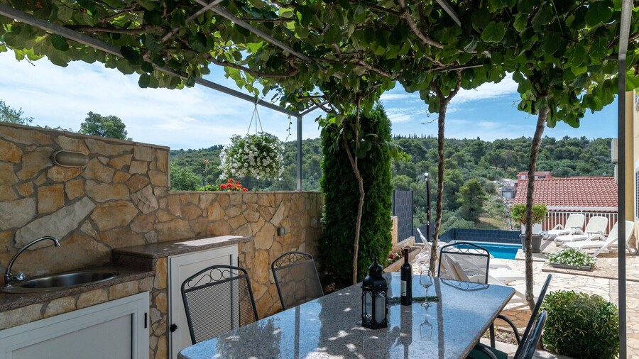 Apartment in Trogir Near Unesco Old Town