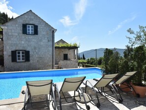 Villa | Pool | Indoor pool, outdoor pool - Authentic Holiday Home with Private Pool near Dubrovnik (Konavle)