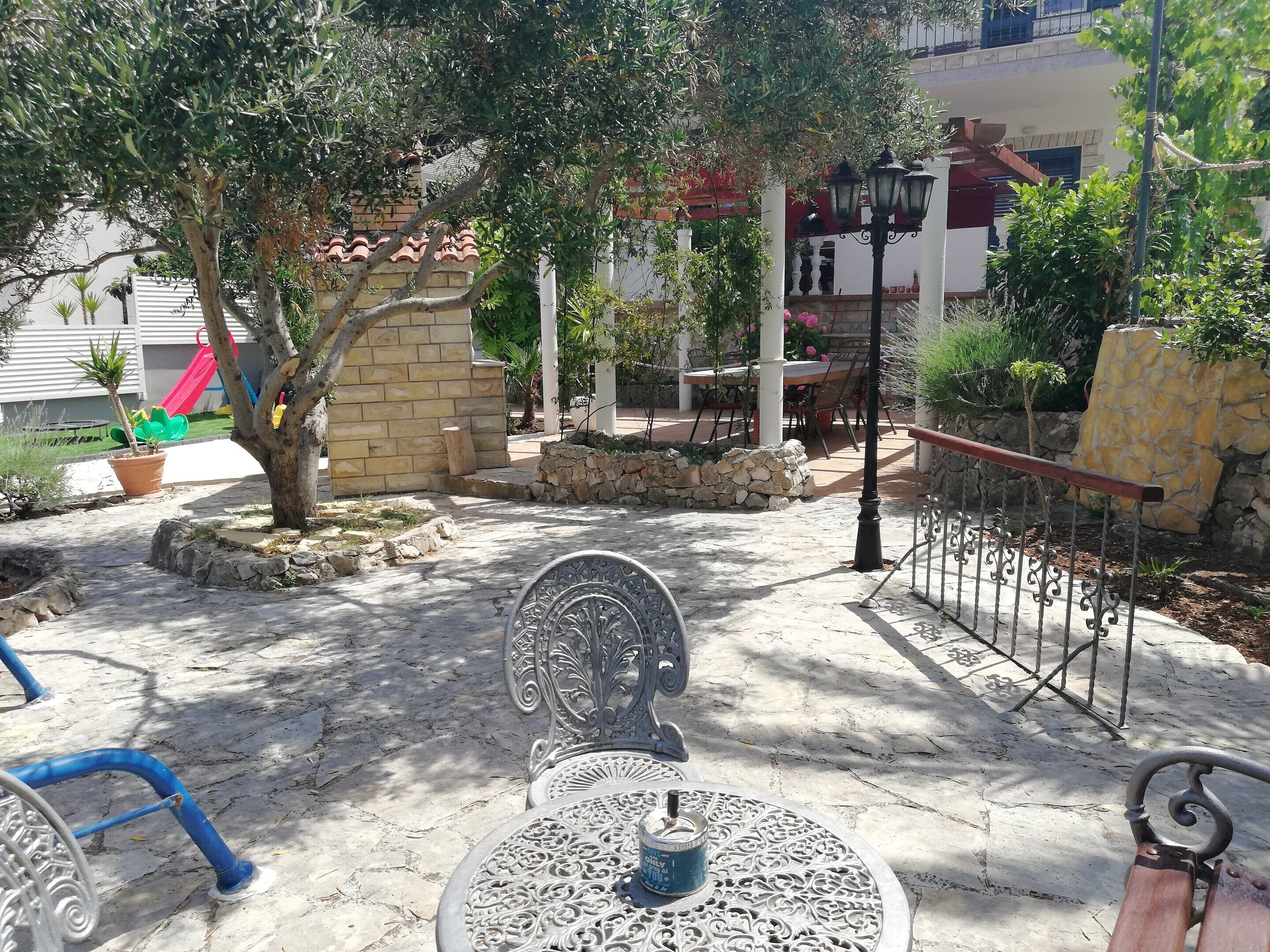 อพาร์ทเมนท์ | บริเวณภายนอก