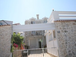 Reception - Beach Apartment Bonacic in Ciovo, Croatia (Slatine)