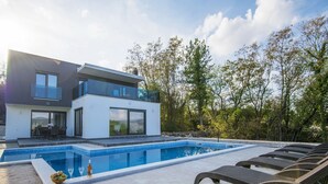 Exterior - Modern Villa in Grubine With Swimming Pool (Podbablje)