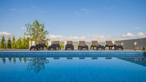 Pool - Modern Villa in Grubine With Swimming Pool (Podbablje)