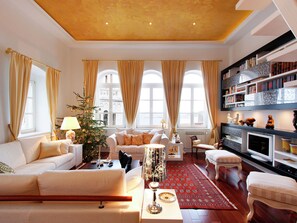 House | Living room - Luxurious Apartment in the Center of Split With Amazing View of the Sea, Airco (Split)