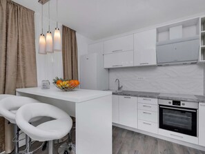 Villa | Private kitchen - Stunning Villa in Drasnice With Private Pool (Podgora)