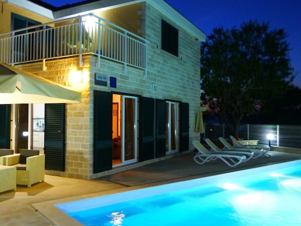 House | Exterior
