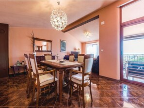Dining - Lovely Holiday Home With Private Swimming Pool, Beautiful Garden, Roofed Terrace (Benkovac)
