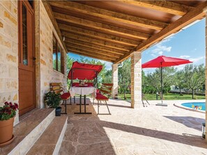 Reception - Lovely Holiday Home With Private Swimming Pool, Beautiful Garden, Roofed Terrace (Benkovac)