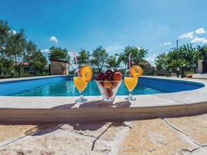 Outdoor pool - Lovely Holiday Home With Private Swimming Pool, Beautiful Garden, Roofed Terrace (Benkovac)