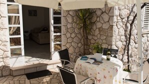 Exterior - Contemporary Apartment in Dubrovnik With Patio (Dubrovnik)