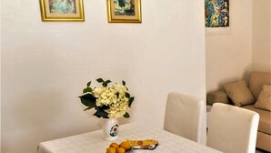 Dining - Contemporary Apartment in Dubrovnik With Patio (Dubrovnik)