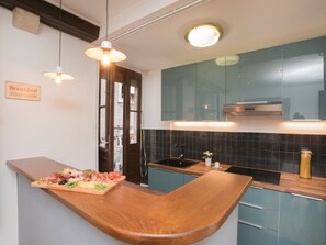 Dining - Modern and Spacious Duplex Apartment in the Very Heart of Sibenik old Town (Sibenik)