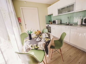 Dining - Boutique Apartment in Šibenik near Sea (Sibenik)