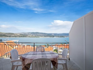 Balcony - Attractive Apartment in Mastrinka near Sea Beach (Trogir)