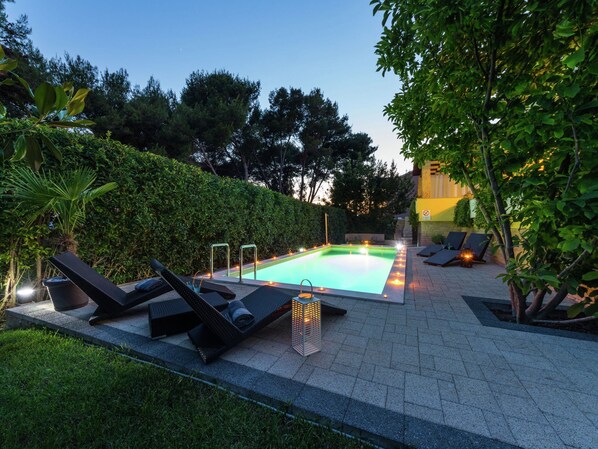 Villa | Pool | Indoor pool, outdoor pool