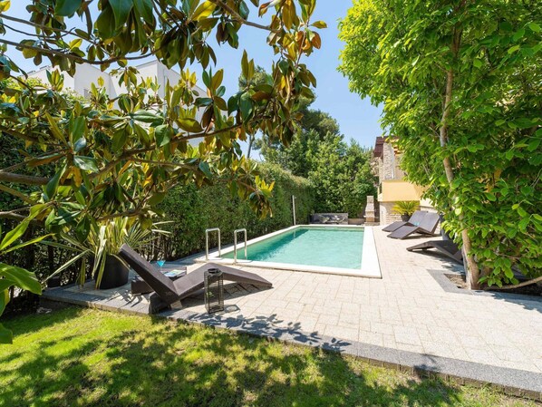 Villa | Piscine | Piscine couverte, piscine extérieure