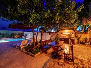 Exterior - Cozy Holiday Home in Zadar With Swimming Pool (Zadar)