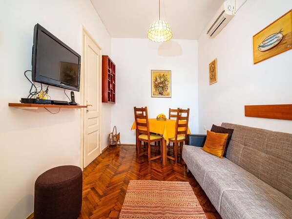 Apartment | Living room