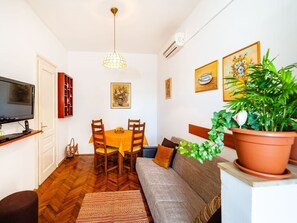 Apartment | Living room