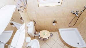 Shower, towels - Spacious Ground Floor Apartment With Private Covered Terrace, Near the Sea (Bibinje)