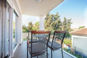 Balcony - Modern Newly Built Apartment, Geat Location, Private Parking Space, WiFi (Zadar)