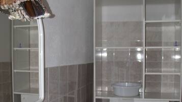Shower dan handuk