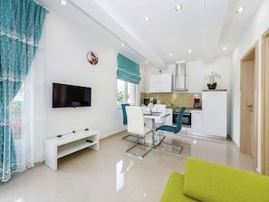 Apartment | Private kitchen - Luxury Apartment in Zadar With Covered Terrace (Zadar)
