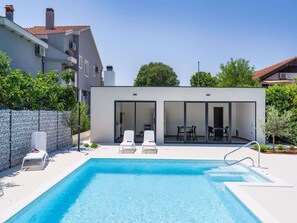 Outdoor pool - Charming Apartment in Bibinje With Private Balcony (Bibinje)