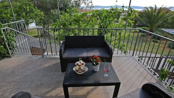 Rumah | Pemandangan dari properti