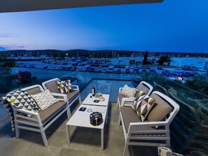 Unclassified image, 3 of 31, button - Modern Apartment With Great sea View Balcony, Shared Pool, Outside Kitchen (Bibinje)