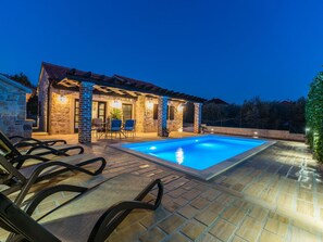 House | Pool | Indoor pool, outdoor pool