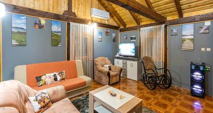Idyllic Holiday Home in Sveti Ilija with Hot Tub & Sauna