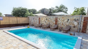 Pool - Quiant Holiday Home in Gorica With Pool (Sukosan)