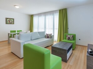 Apartment | Living room