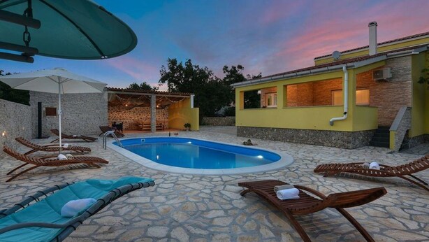 Unclassified image, 1 of 38, button - Charming Holiday Home in Ždrilo With Pool (Posedarje)