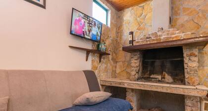 Comfortable Cottage in Pašman With Fireplace
