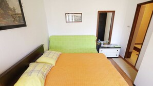Apartment | 3 bedrooms, individually furnished - Charming Apartment With Private Covered Terrace and Fantastic sea View (Novigrad)