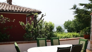 Unclassified image, 4 of 33, button - Welcoming Bungalow on Beach in Kraljevica (Kraljevica)