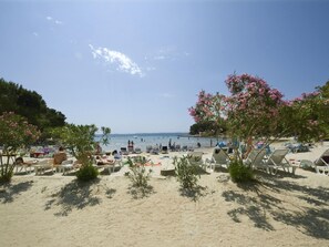 Apartment | View from property - Apartment in Dalmatia With Terrace (Pakostane)