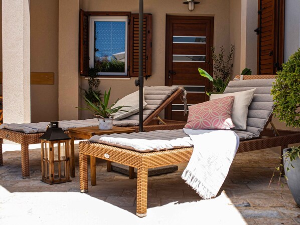 House | Exterior - Spacious Holiday Home in Privlaka With Garden (Privlaka)