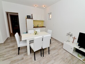 Dining - Two Fully Equipped First Floor Apartments With Private Terrace, Great sea View (Razanac)