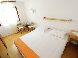 Apartment | 2 bedrooms, individually furnished - Luxurious Apartment in Novigrad With Terrace (Novigrad)