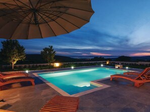 Villa | Pool | Indoor pool, outdoor pool - Villa in Debeljak With Private Pool (Sukosan)