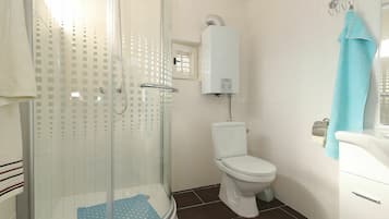 Shower dan handuk