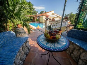Exterior - Spacious Villa in Rijeka With Swimming Pool (Kostrena)