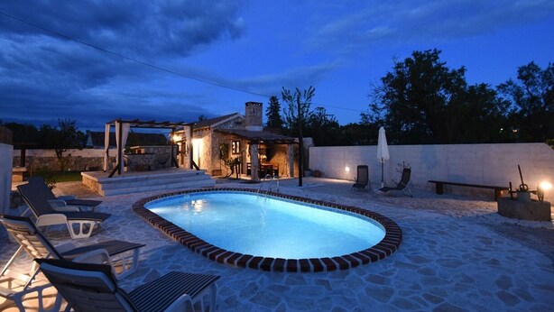 Unclassified image, 1 of 33, button - Charming Holiday Home With Private Pool, Lovely Terrace, Bbq, Nice Guesthouse (Zemunik Donji)