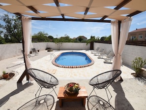 Indoor pool, outdoor pool